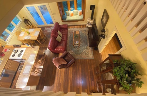 Maggie Valley House | Falling waters beautiful mountain getaway