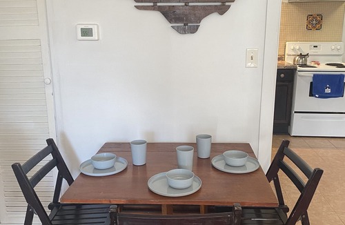 Ayden House | Family and pet friendly home near Greenville NC!3Br 2Ba 6 people better/hotels