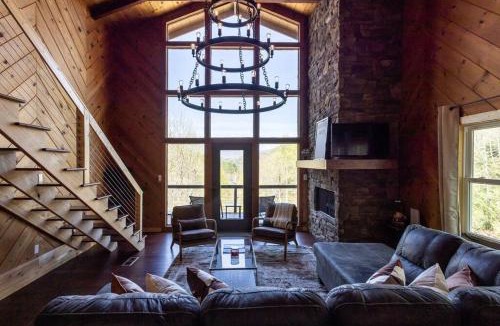 Robbinsville Ski Chalet | Family Cabin Near Smoky Mtn Entrance Nantahala
