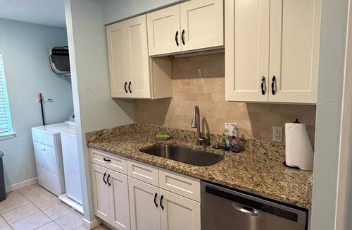 Hilton Head Island Villa | Family Footprints: 2BR/2BA Beach-Dine-Shop-Celebration Park! All ~10 min. Walk!
