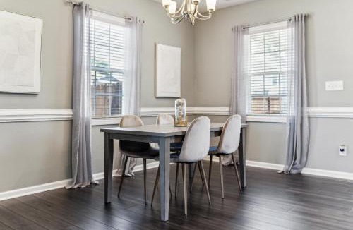 East Fayetteville Apartment | Family-Friendly 4BR Home with BBQ & Free Parking