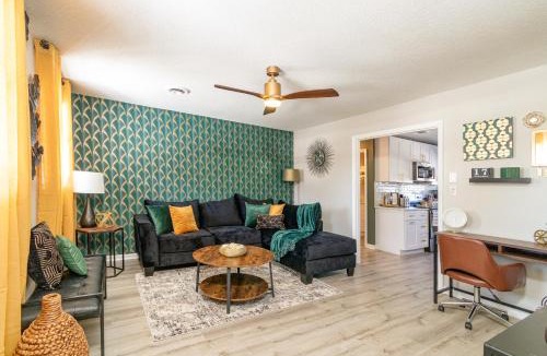 Graham Apartment | Family friendly & 5-mins to downtown Graham