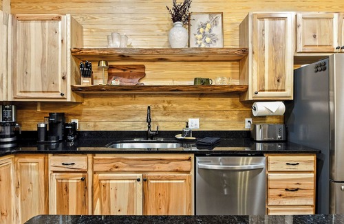 Morganton Cabin | Family-Friendly 5BR Cabin - Near Pisgah National Forest & Brown Mtn OHV Trails