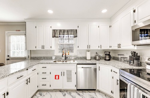 Rocky Mount House | Family Friendly: Chic Retreat in Rocky Mount!