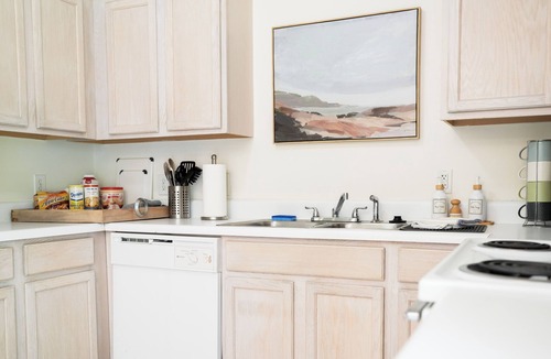 Durham House | Family-Friendly Furnished Home in Downtown Durham