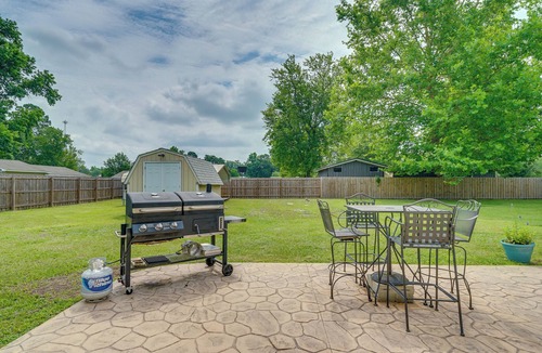 Leland House | Family-Friendly Leland Home w/Patio & Grill