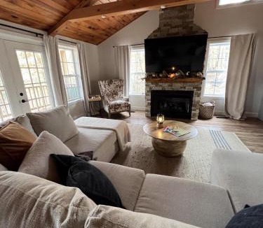 Hendersonville House | Family-Friendly Mountain Oasis W Game Room & Grill