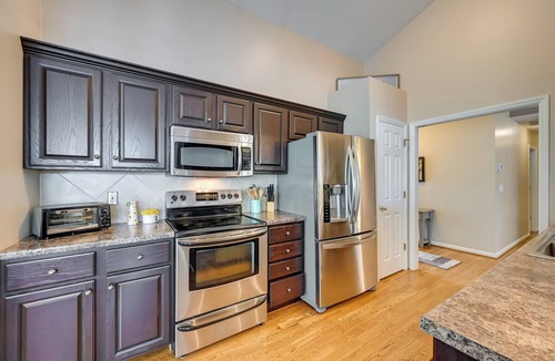 Browns Summit Cottage | Family Home w/Pool ~ 11 Mi to Greensboro