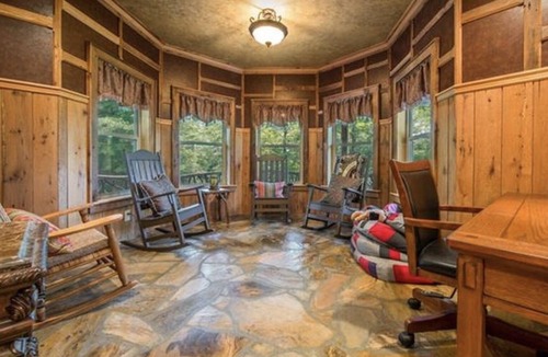 Rosman House | Family Mountain Getaway nestled in the Pisgah Forest