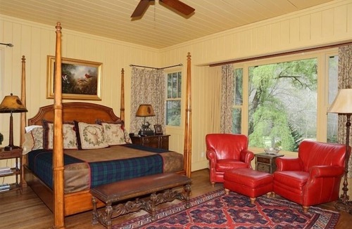 Canton Cabin | Family Mountain Lodge on 70 acres near Waynesville and Asheville