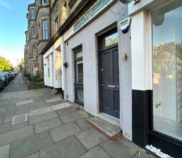 Bruntsfield Apartment | Fantastic 1 Bed in Heart of Edinburgh