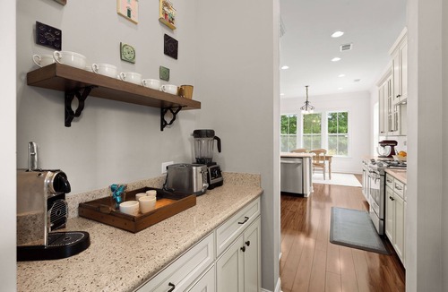 Mount Pleasant House | Fantastic 4-bedroom House in Adorable Mount Pleasant