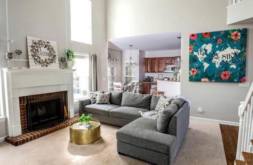 Charlotte House | Fantastic Cottage with Fire Pit and Barbecue in Charlotte, North Carolina