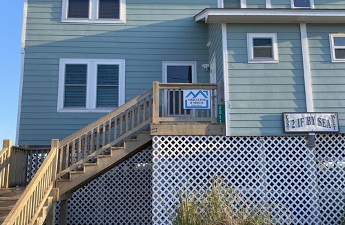 Emerald Isle House | Fantastic Oceanfront 4bd/2ba. 3 night min Spring/Fall and 10%-15% Discounts!