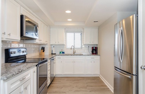 Wrightsville Beach Condo | Fantastic upgraded Station One condo