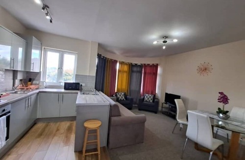 Golders Green Apartment | Fantasy accommodation in Golders Green/Brent Cross