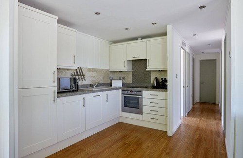 Frome Cabin | Farleigh Lodge - A peaceful, rural retreat on the outskirts of Frome, near Longleat Safari Park and