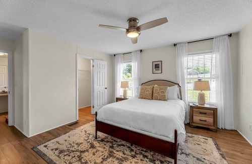Kernersville House | Farm Retreat With Beautiful Views and Animals!