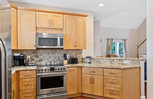 Wake Forest House | Fenced Yard *Near Downtown *Fire Pit