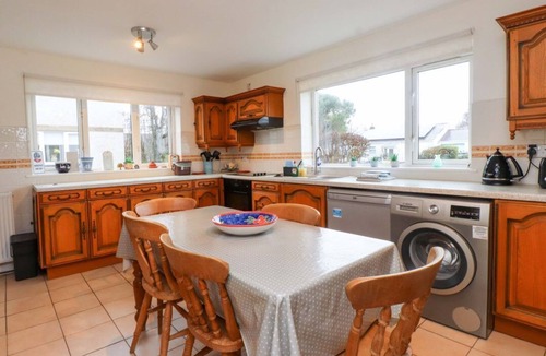 Edern House | Fernlea, Morfa Nefyn
