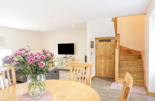 Brynrefail House | Ffynnon Bach