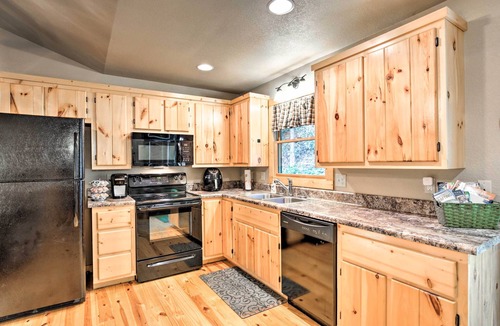 Murphy Cabin | Fire Pit & Forest Views: Secluded Murphy Cabin!