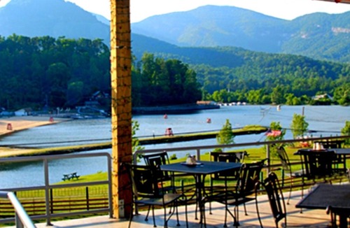 Lake Lure House | Firepits, pets and lakes in the mountains!