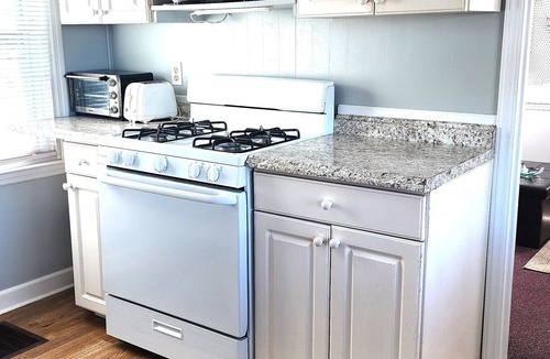 Core Creek Cottage | Fisherman's paradise, large covered porch, pet friendly, & close to Beaufort, NC