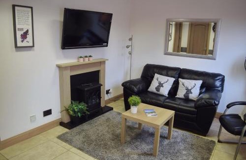 Stornoway Apartment | Flat 14d Bayhead