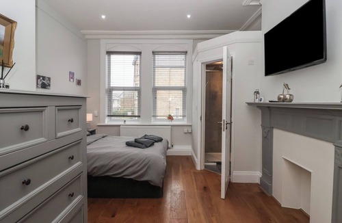 Harrogate Cottage | Flat 2 23 Hyde Park Road