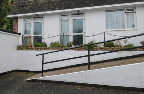 St. Michaels House | Flat 2, Big Tree Holiday Flats, Paignton