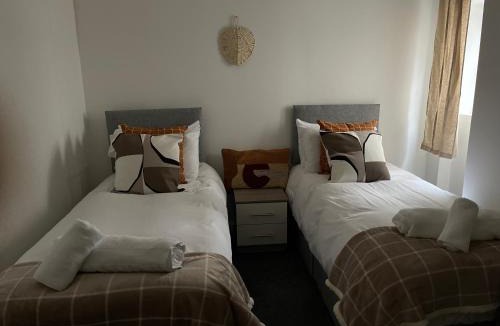 Gloucester Apartment | Flat 4