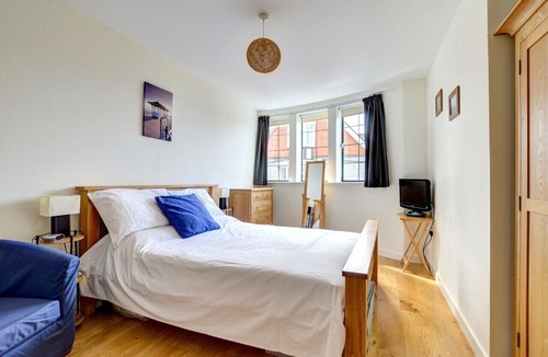 Swanage Apartment | Flat 8 Broadleys - Two Bedroom Apartment, Sleeps 3