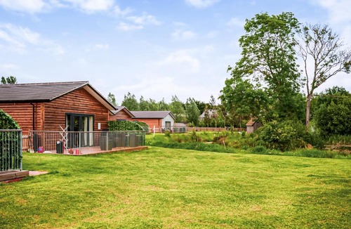 Flaxton Resort | Flaxton Meadows Luxury Lodges