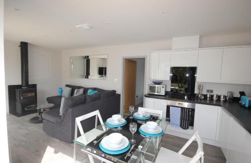 Aldingbourne House | Flintstone Cottages
