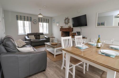 Filey House | Flip Flops