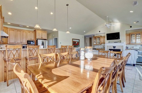 Surf City House | Flip Flops - Oceanfront - Private Pool & Hot Tub - Elevator
