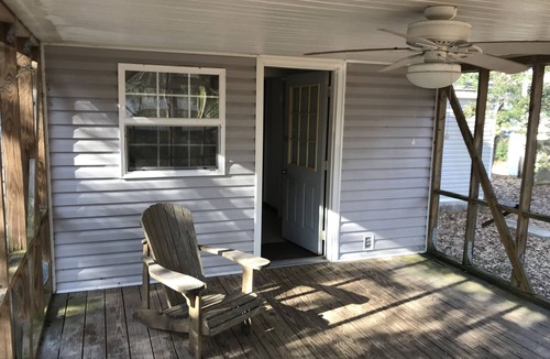 Minnesott Beach House | Fo'c'sle is close to golf and ferry!