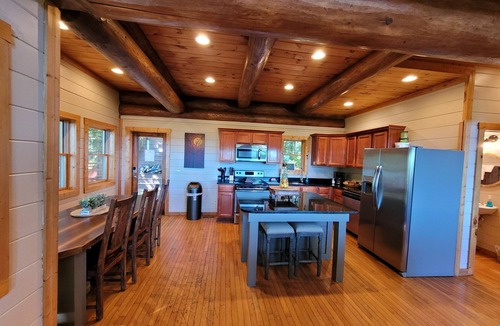 Almond Cabin | Fontana View 3 - Three Story Rustic Cabin Sleeps up to 16 People