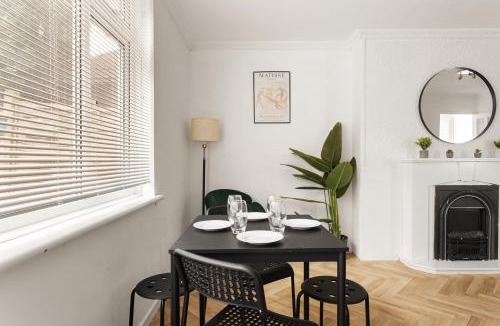 Perry Vale Apartment | Forest Hill Urban Stay
