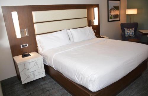 Westover Hotel | Four Points by Sheraton Fayetteville Fort Bragg