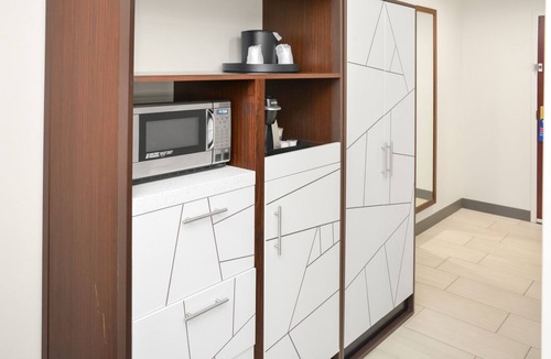 Westover Hotel | Four Points by Sheraton Fayetteville Fort Bragg