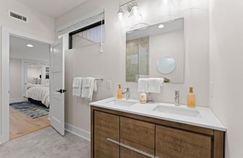 Westport House | Fox Run w/Heated Pool & Optional Boat Rental