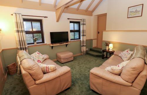 Pontfaen House | Foxglove