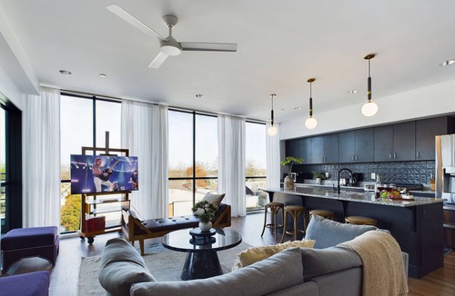 Historic Waverly House | Foxy - 4 City View Homes - 12 South