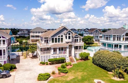 Buck Island House | FREE Pool Heat 3min to Beach