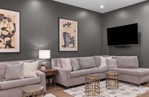 Downtown Nashville House | French's Luxury Condo - Steps from Broadway