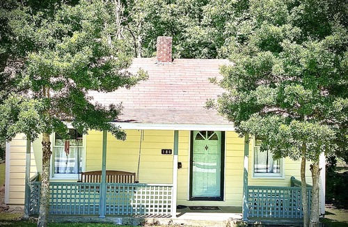 Hot Springs Cottage | Frog Holler Cottage