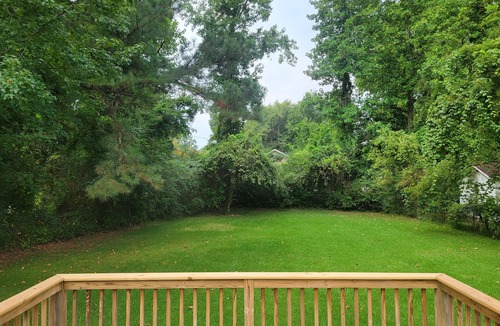 New Bern House | Fully-Furnished, Pet-Friendly, 3 bedroom. Fenced backyard. Close to everything!