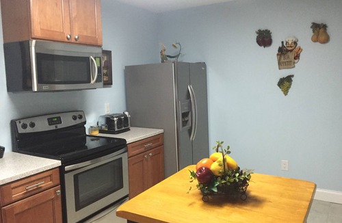 Lake Waccamaw House | Fully Furnished Upstairs, Equipped Kitchen, Private Pier, Generac Generator